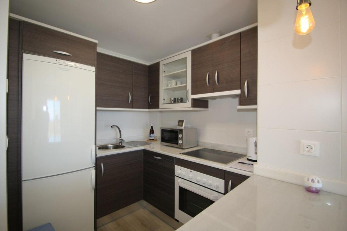Small Oasis Nelson Mandela Apartment With Sea View, Two Bedrooms, Parking, Terrace And Pool Manilva Exteriör bild
