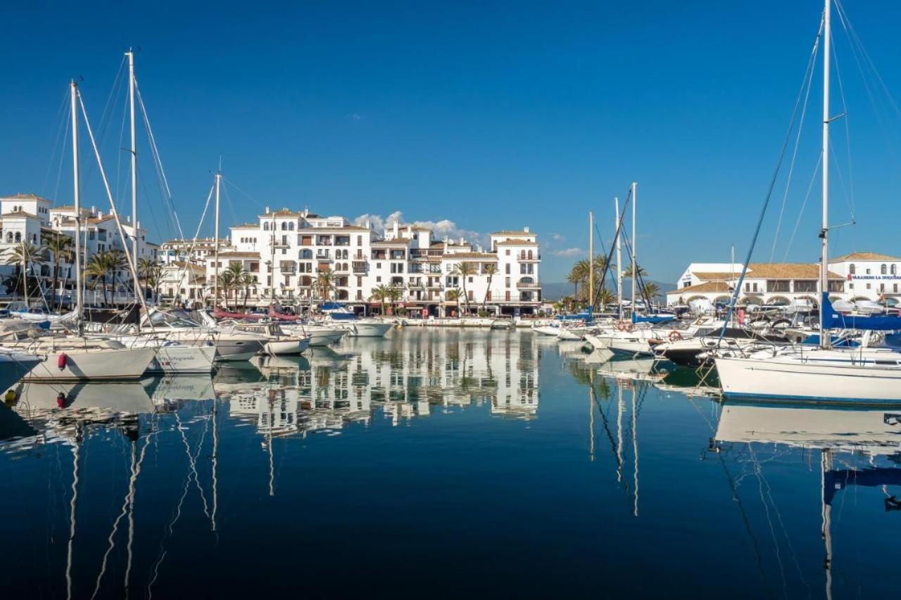 Small Oasis Nelson Mandela Apartment With Sea View, Two Bedrooms, Parking, Terrace And Pool Manilva Exteriör bild